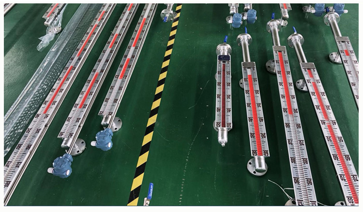 船舶磁翻板液位計產(chǎn)品圖